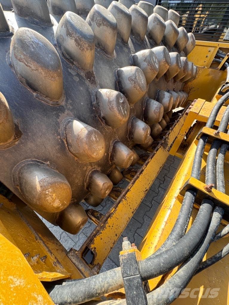 CAT CP 68 B Zemin sıkıştırma makineleri