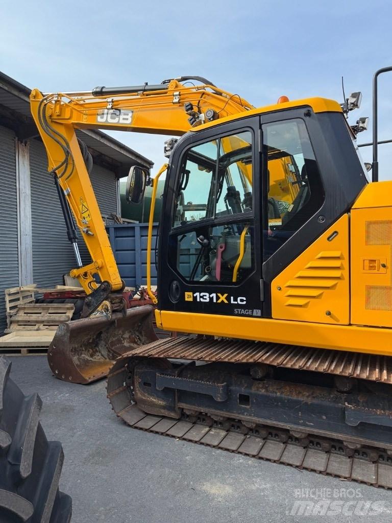JCB 131X L SV Paletli ekskavatörler