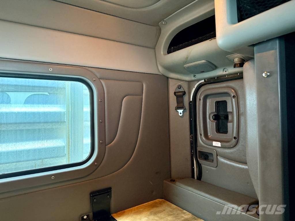 Peterbilt 388 Çekiciler