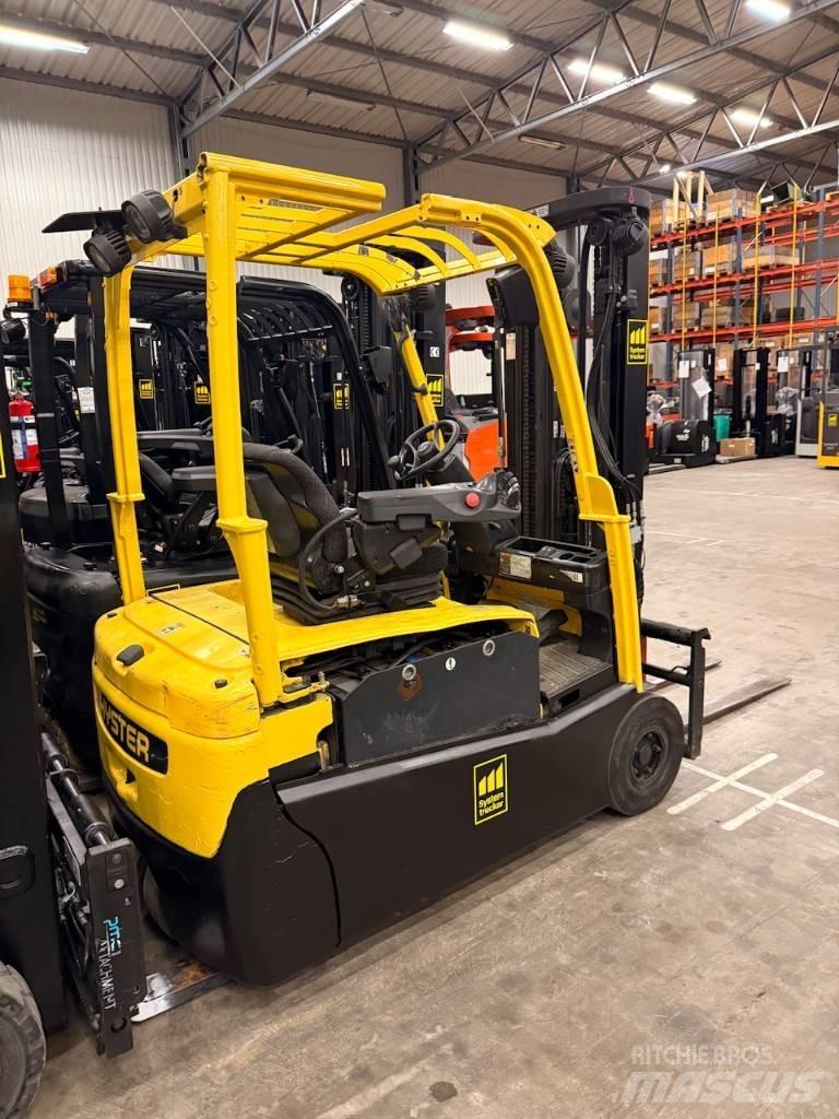 Hyster J1.6XNTLWB Elektrikli forkliftler