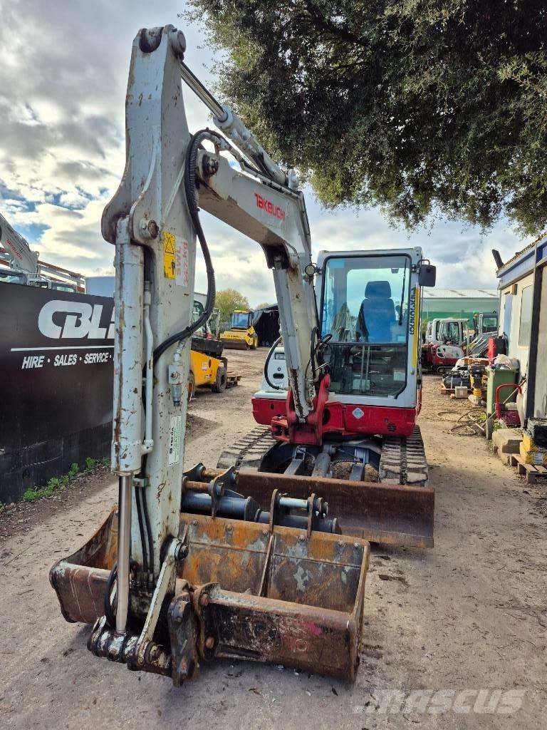 Takeuchi TB250 Mini ekskavatörler, 7 tona dek