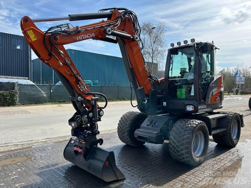 Hitachi ZX95W Lastik tekerli ekskavatörler