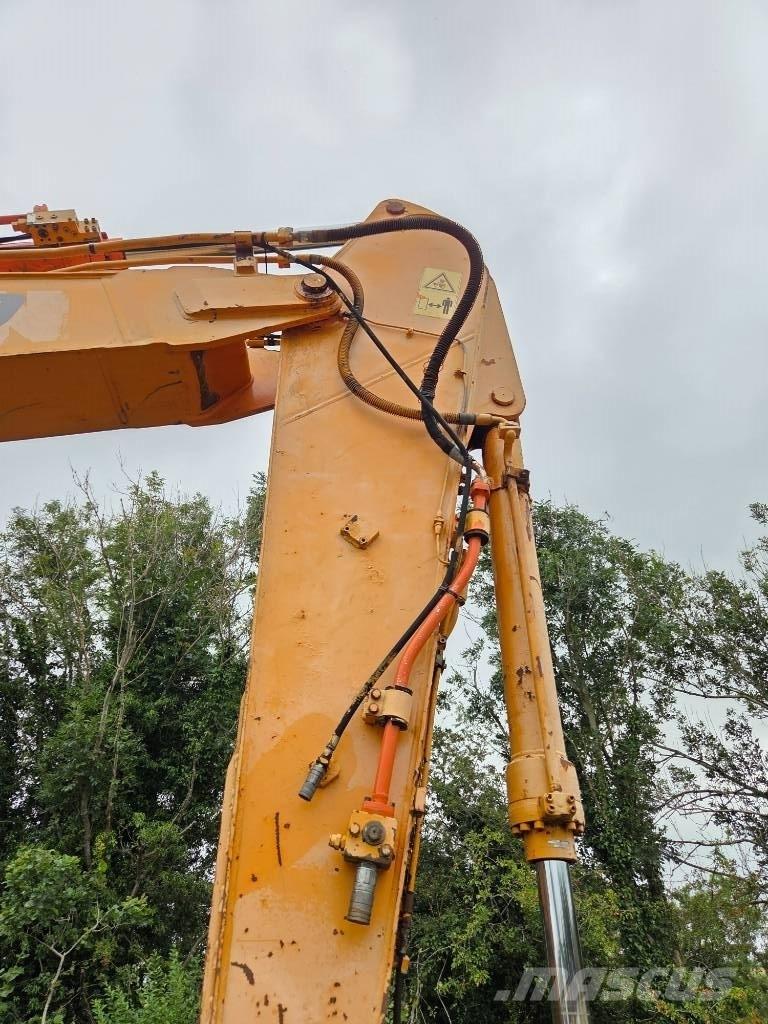 Doosan DX 225 LC Paletli ekskavatörler