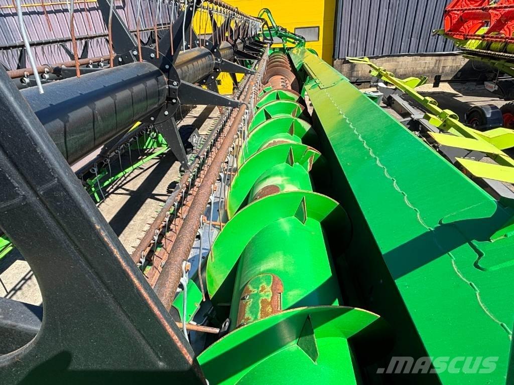 John Deere S 690 i Biçerdöverler