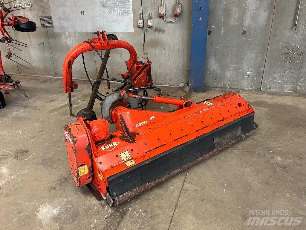 Kuhn TB 211 Hasat makineleri