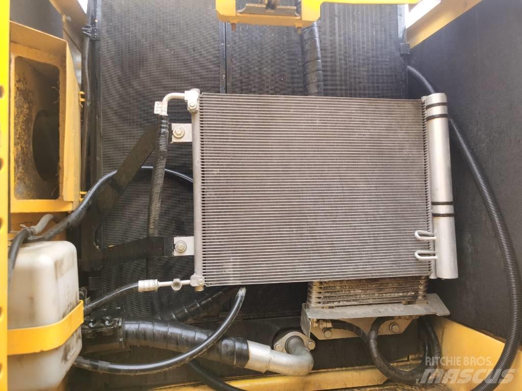 Komatsu PC 200-8 Paletli ekskavatörler