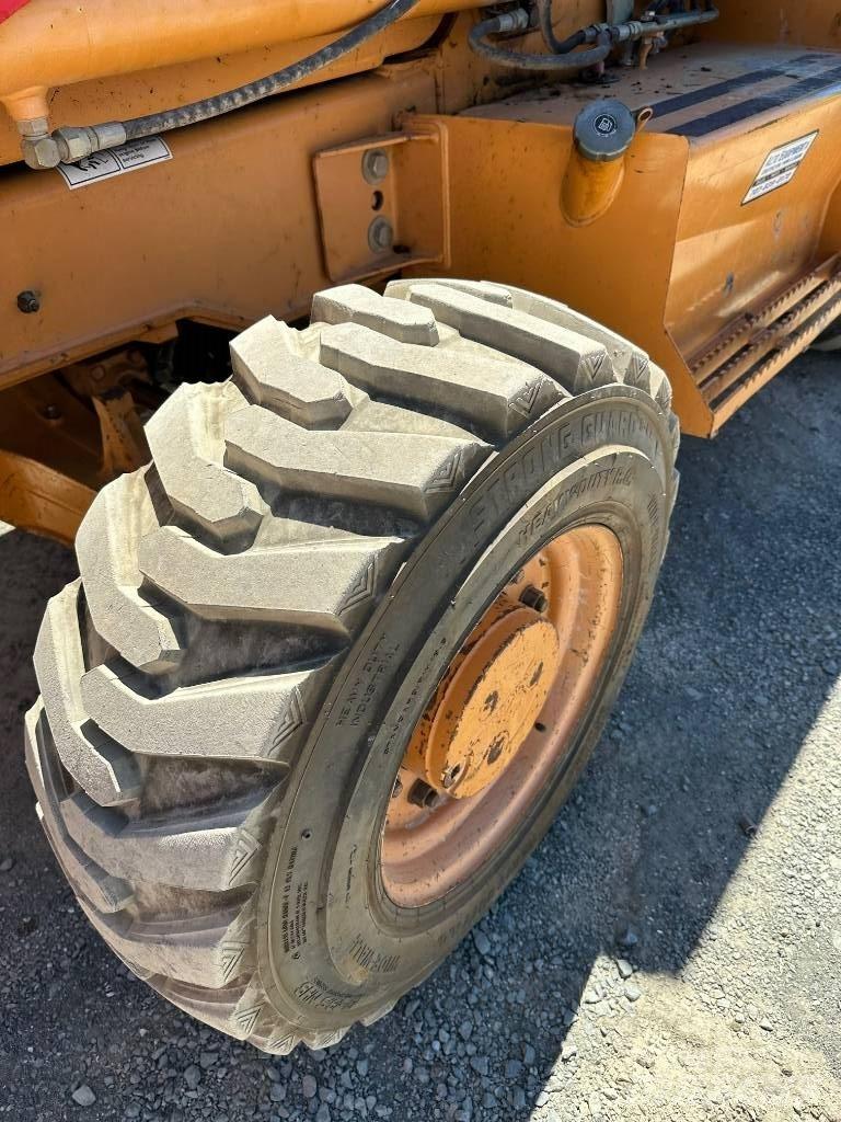 CASE 570 M XT Tekerlekli yükleyiciler