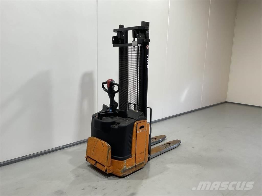 Still EFGV S14 Akülü depo ekipmanları