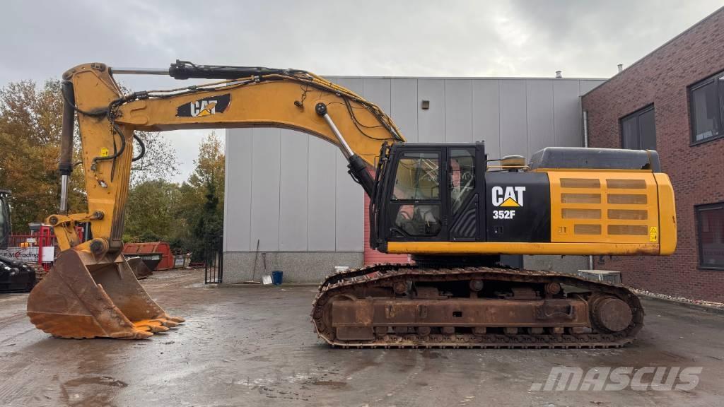 CAT 352 F Paletli ekskavatörler