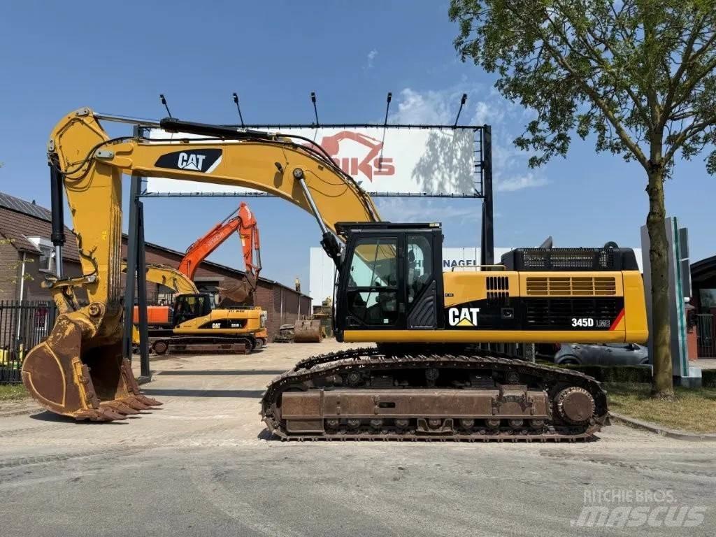 CAT 345DL Paletli ekskavatörler