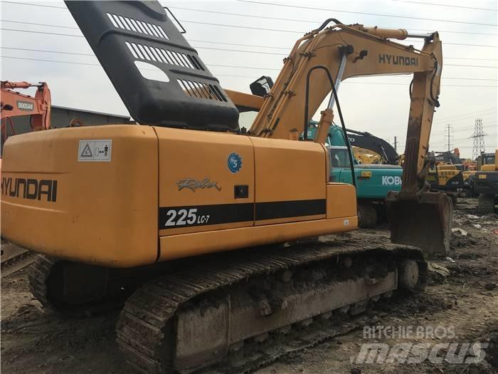 Hyundai R220LC-7 Paletli ekskavatörler