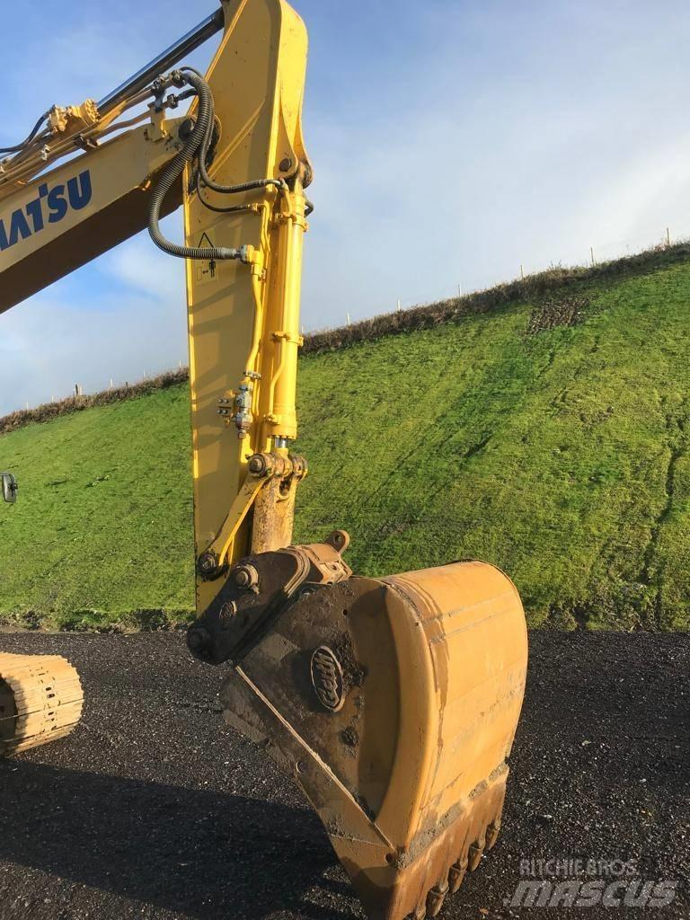 Komatsu PC210-11 Paletli ekskavatörler