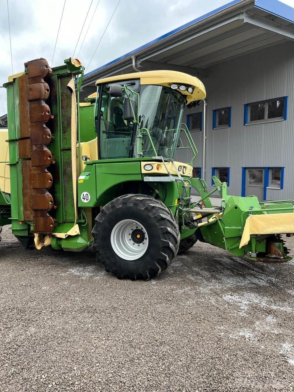 Krone Big M 420 CV Kendi yürür saman makinaları
