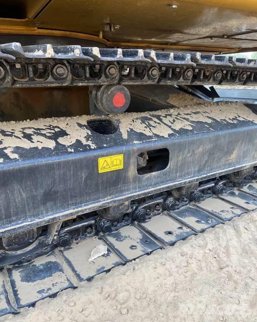 CAT 307 Paletli ekskavatörler