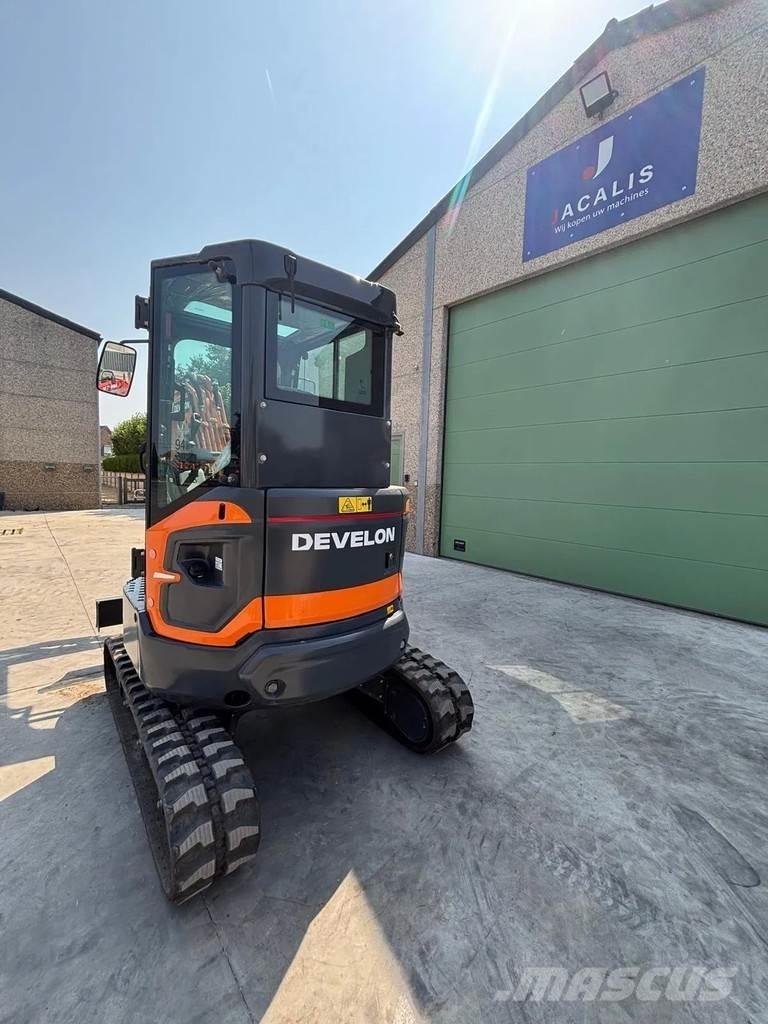Doosan DX27Z-7 Mini ekskavatörler, 7 tona dek