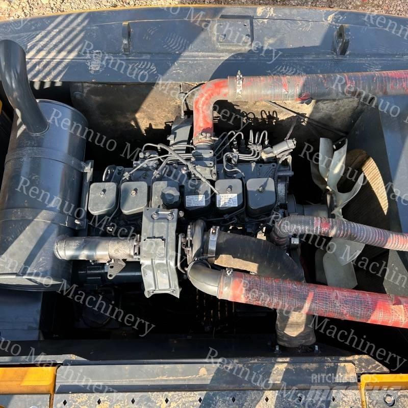 Hyundai 215 Paletli ekskavatörler