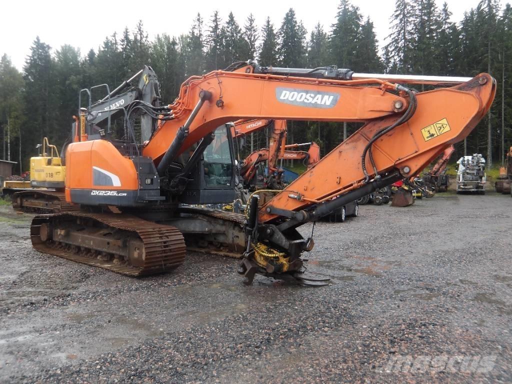 Doosan DX 235 LCR-5 Paletli ekskavatörler