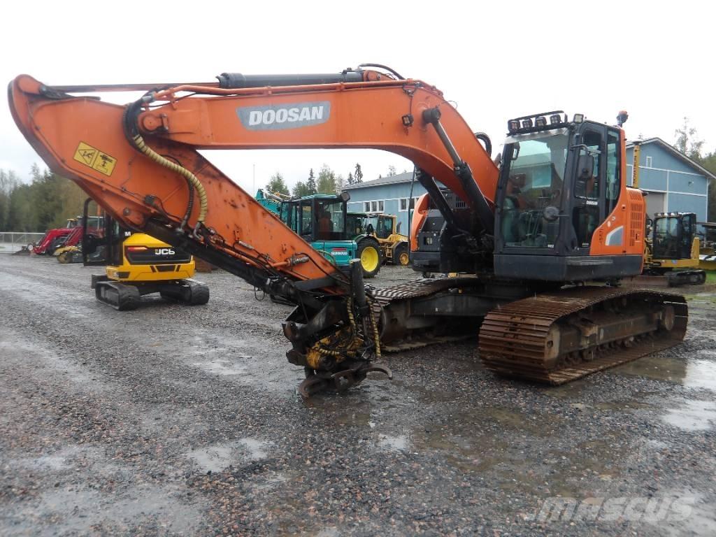 Doosan DX 235 LCR-5 Paletli ekskavatörler