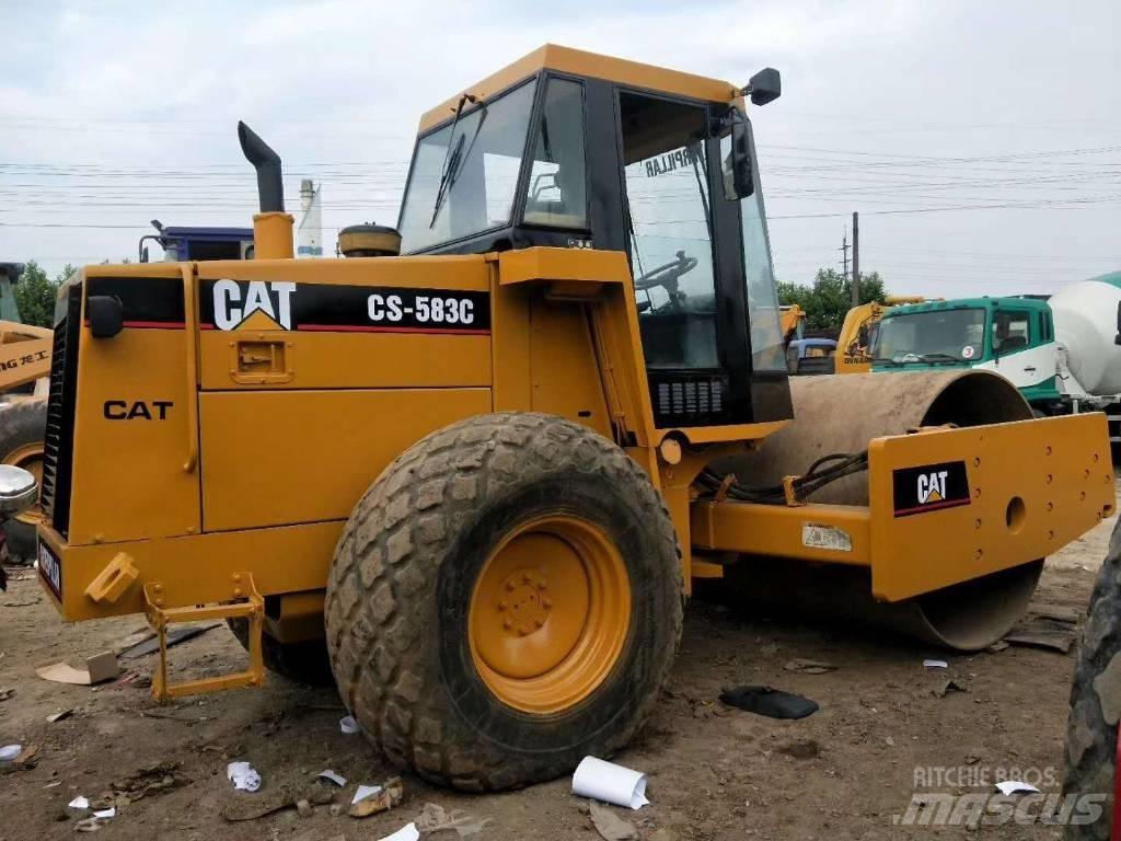 CAT CS-583C Tek tamburlu silindirler