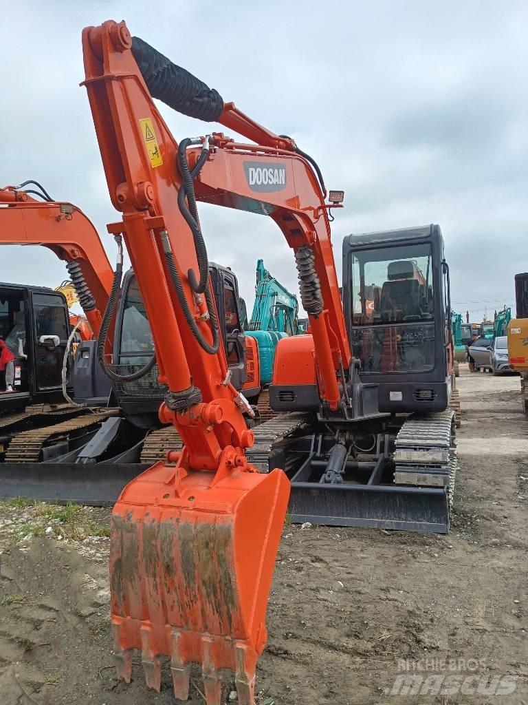 Doosan DH 60 Mini ekskavatörler, 7 tona dek