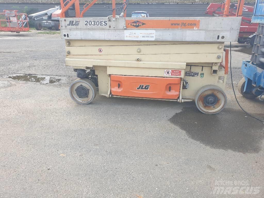JLG 2030 ES Makasli platformlar