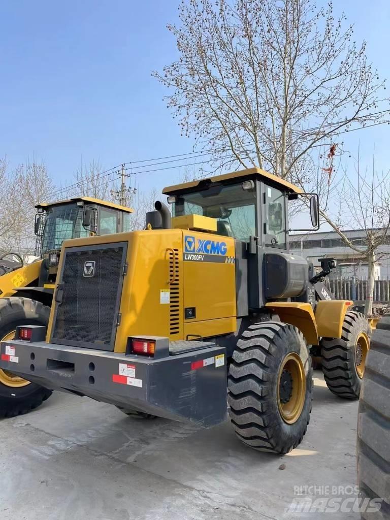 XCMG LW 300 FV Tekerlekli yükleyiciler