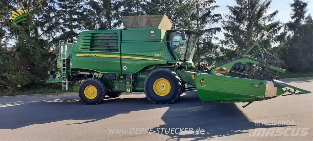 John Deere T670 Biçerdöverler