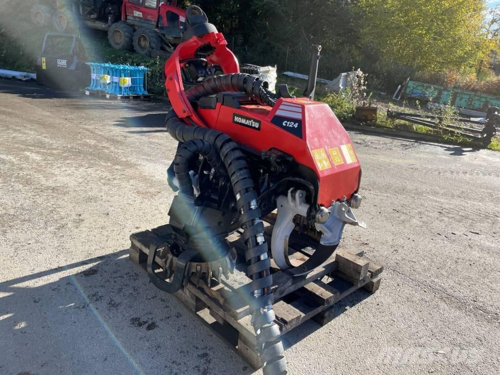 Komatsu C 124 Biçerdöverler