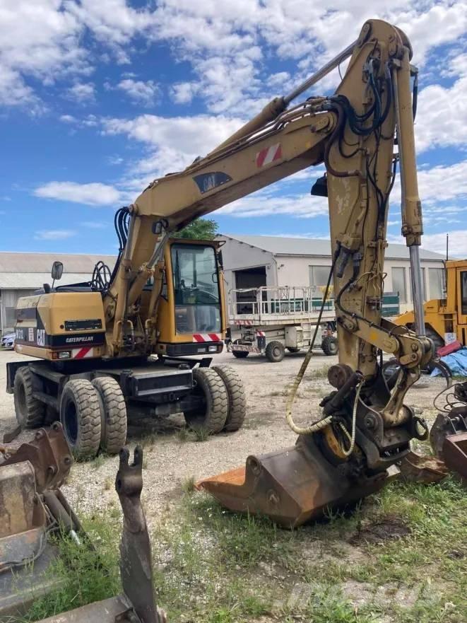 CAT M 312 Lastik tekerli ekskavatörler