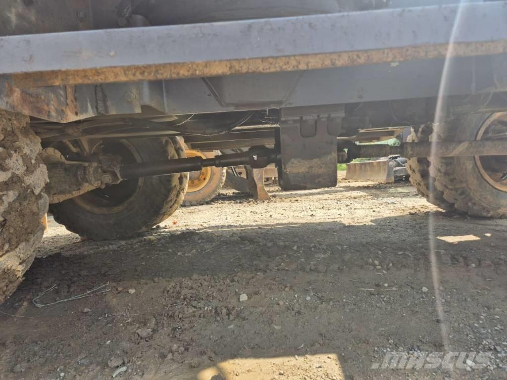 Volvo EW 145 Lastik tekerli ekskavatörler