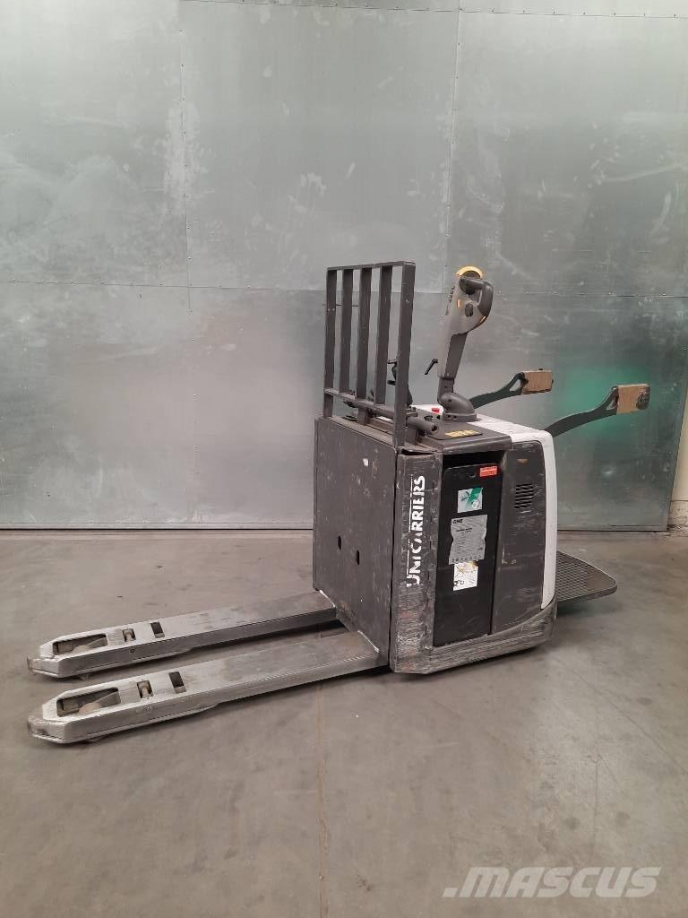 UniCarriers PMR 200 Düsük seviye platformu
