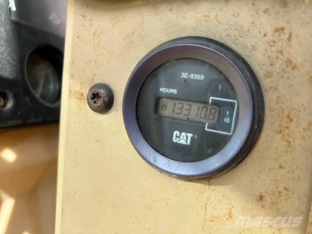 CAT 140H Greyderler