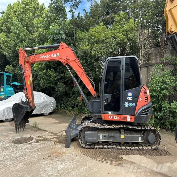 Kubota 183-3 Paletli ekskavatörler