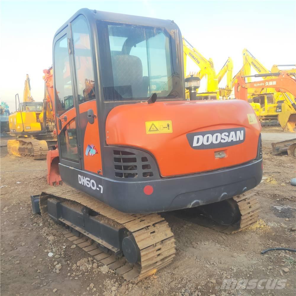 Doosan DH60-7 Mini ekskavatörler, 7 tona dek