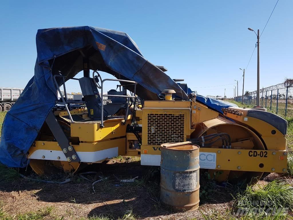 Volvo DD100 Çift tamburlu silindirler