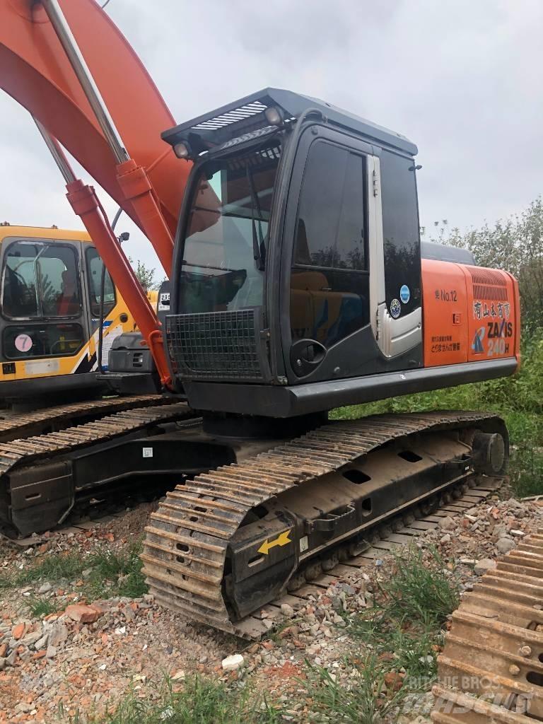 Hitachi ZX 240 Paletli ekskavatörler