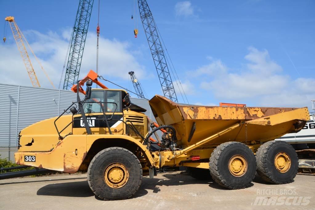 CAT 735 Belden kirma kaya kamyonu