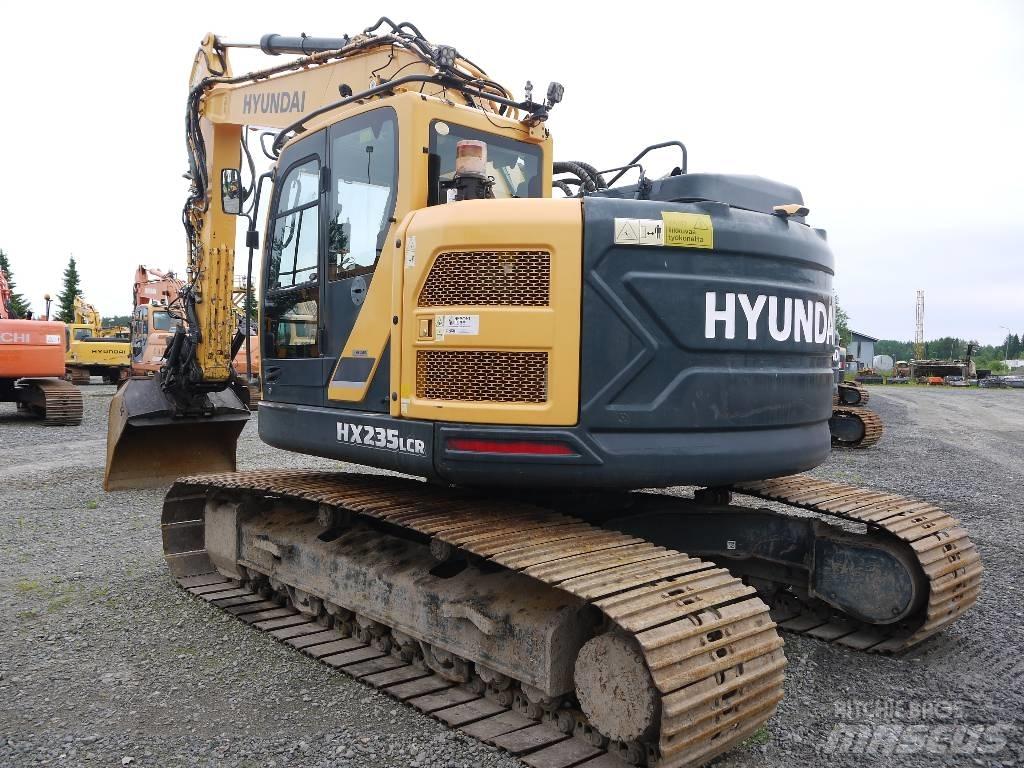 Hyundai HX 235 LCR Paletli ekskavatörler