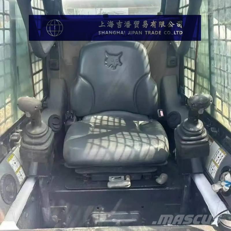 Bobcat S 330 Skid steer loderler