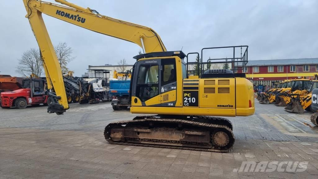 Komatsu PC 210 LC-11 Paletli ekskavatörler