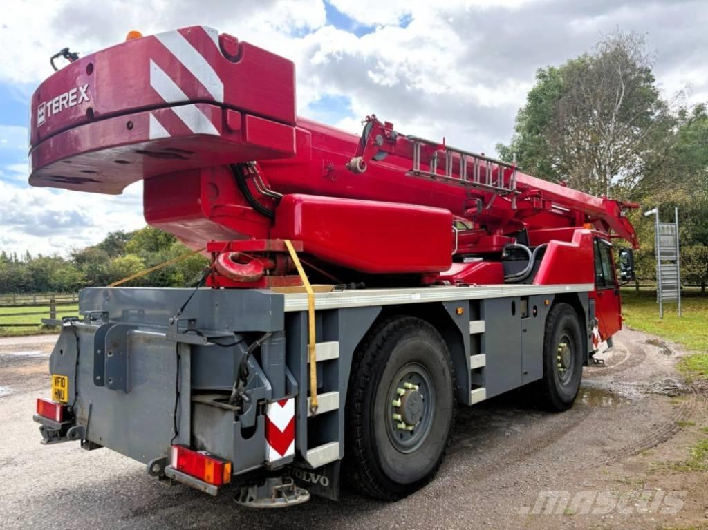 Terex AC40/2L Yol-Arazi Tipi Vinçler (AT)