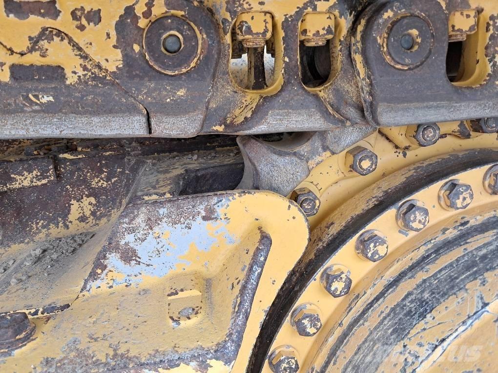 Komatsu D61PXI-24E0 Paletli dozerler