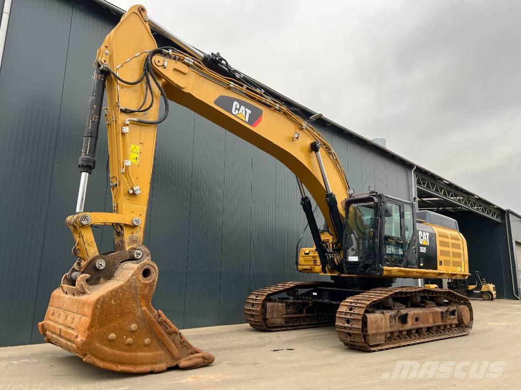 CAT 352F Paletli ekskavatörler