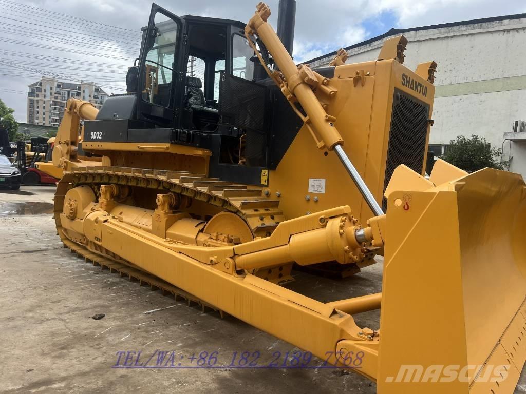 Shantui SD 32 Paletli dozerler