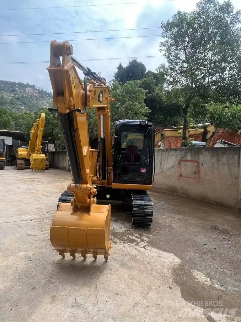 CAT 307 D Paletli ekskavatörler