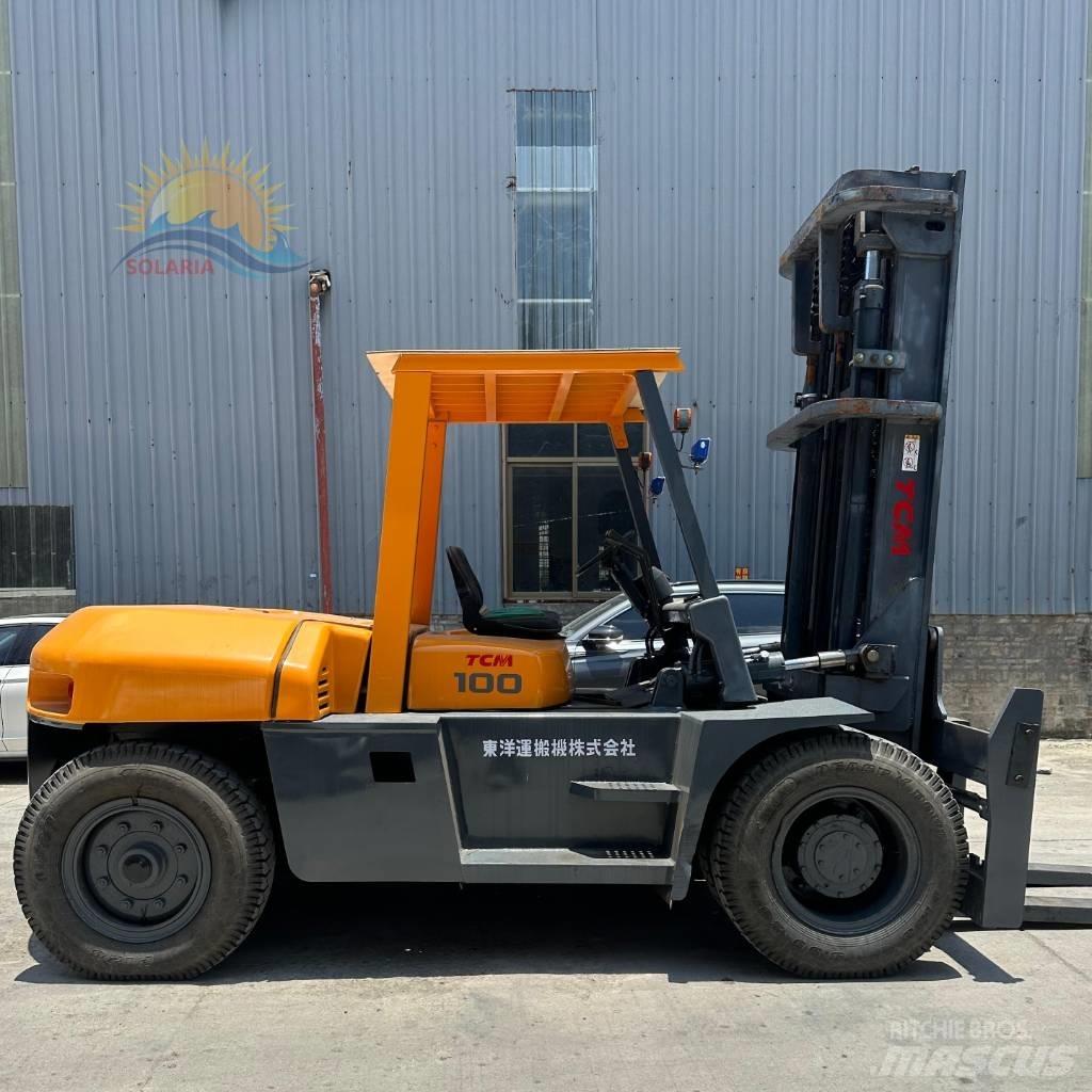 TCM 100 Reach truck - depo içi istif araçları