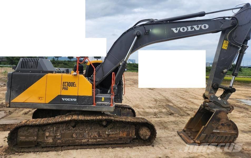 Volvo EC 300 E Paletli ekskavatörler