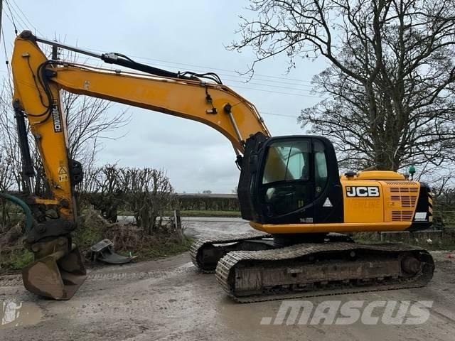 JCB JS 220 LC Paletli ekskavatörler