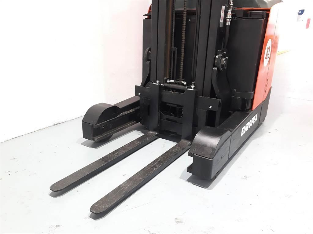 BT RRE 180 E Reach truck - depo içi istif araçları