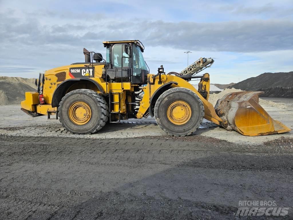CAT 982 M Tekerlekli yükleyiciler